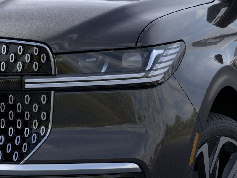 2026 Lincoln Navigator - Image 18