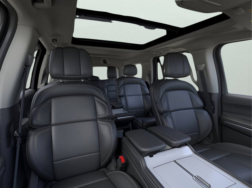 2026 Lincoln Navigator - Image 10