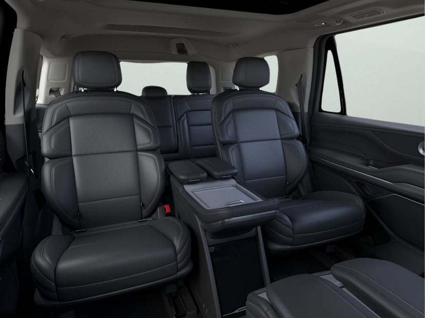 2026 Lincoln Navigator - Image 11