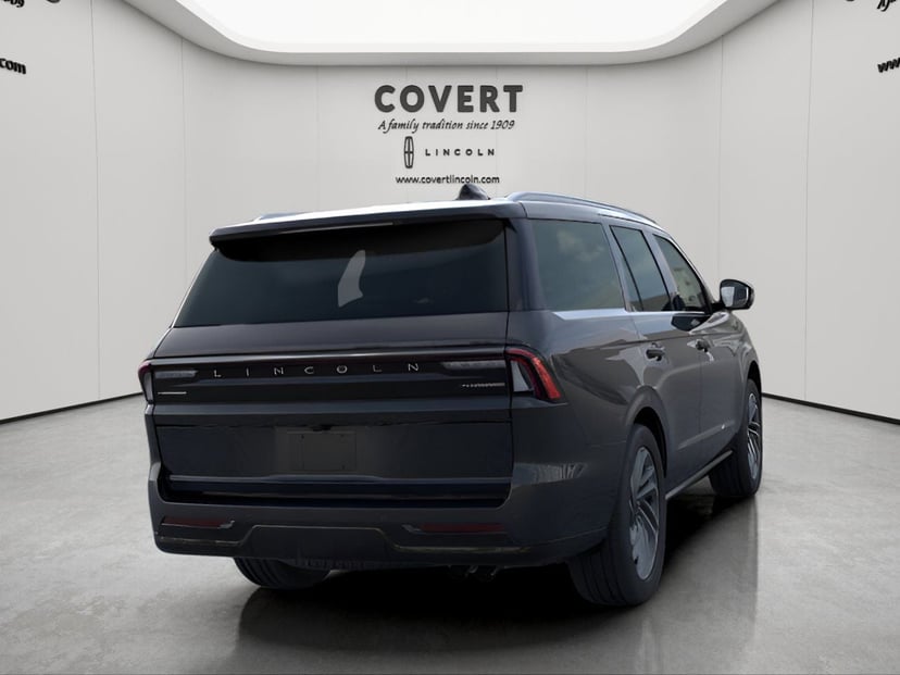 2026 Lincoln Navigator - Image 8