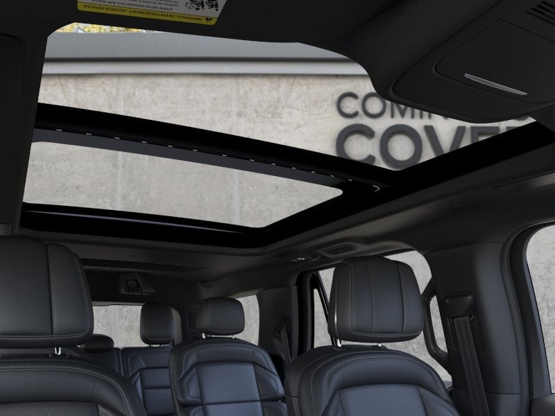 2026 Lincoln Navigator - Image 17