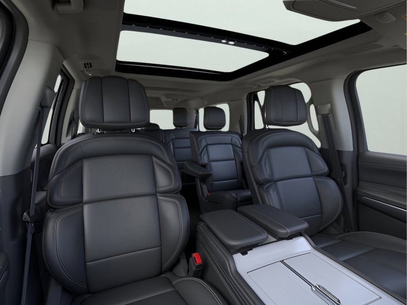2026 Lincoln Navigator L - Image 10