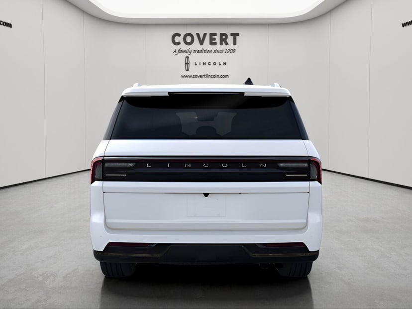2026 Lincoln Navigator L - Image 5