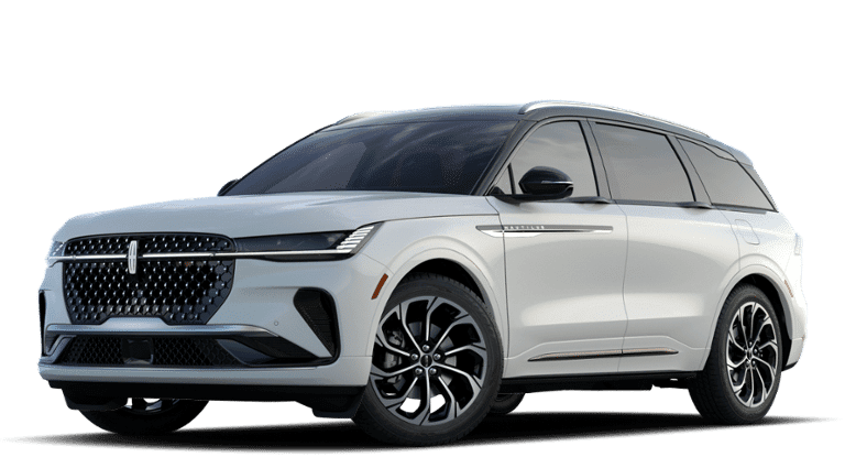 2026 Lincoln Nautilus - Image 17