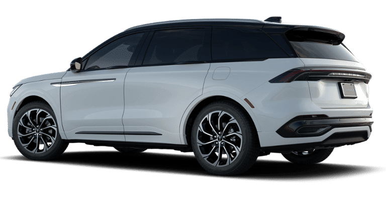 2026 Lincoln Nautilus - Image 18