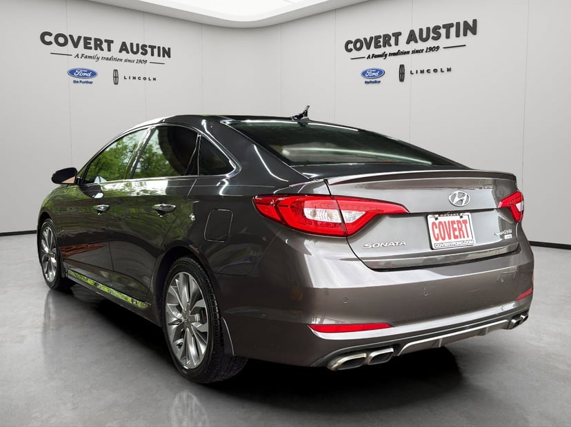 2015 Hyundai Sonata - Image 3