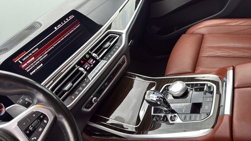2019 BMW X7 - Image 20