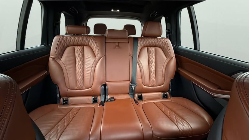 2019 BMW X7 - Image 25