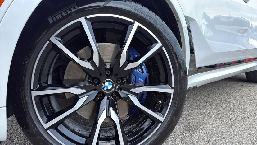 2019 BMW X7 - Image 29