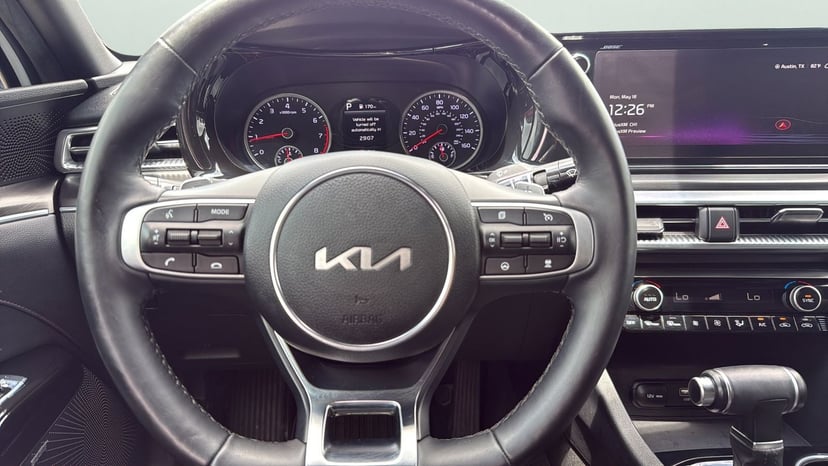 2024 Kia K5 - Image 14