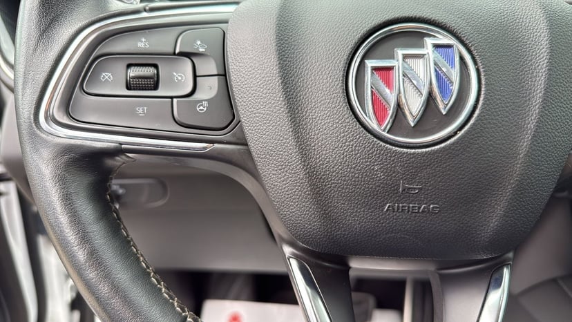 2023 Buick Envision - Image 16