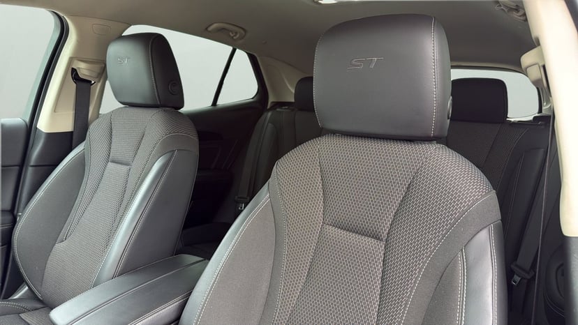 2023 Buick Envision - Image 9