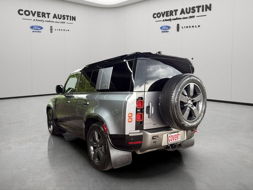 2021 Land Rover Defender 110 - Image 3