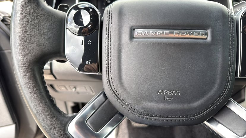 2019 Land Rover Range Rover - Image 13
