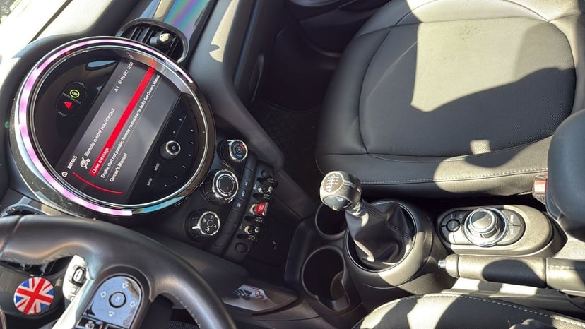 2024 MINI Cooper - Image 20