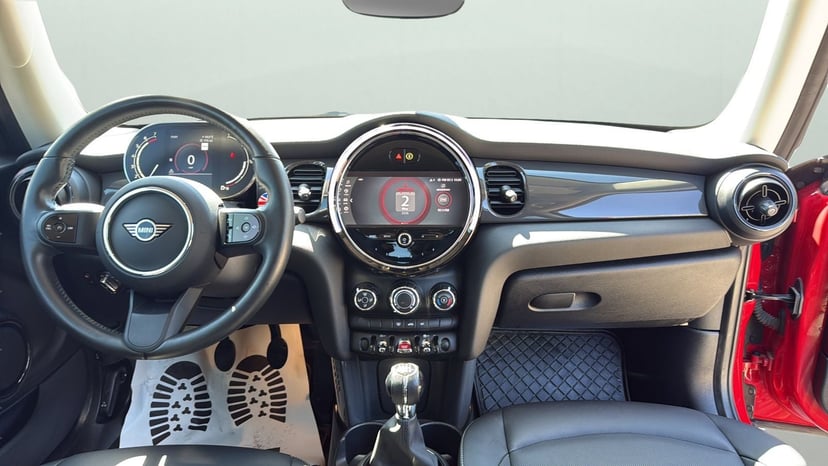 2024 MINI Cooper - Image 21