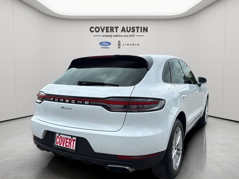 2020 Porsche Macan - Image 33