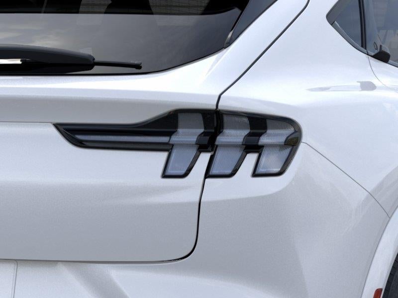 2026 Ford Mustang Mach-E - Image 21