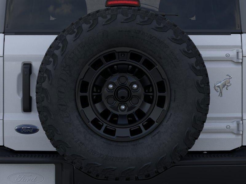 2026 Ford Bronco - Image 23