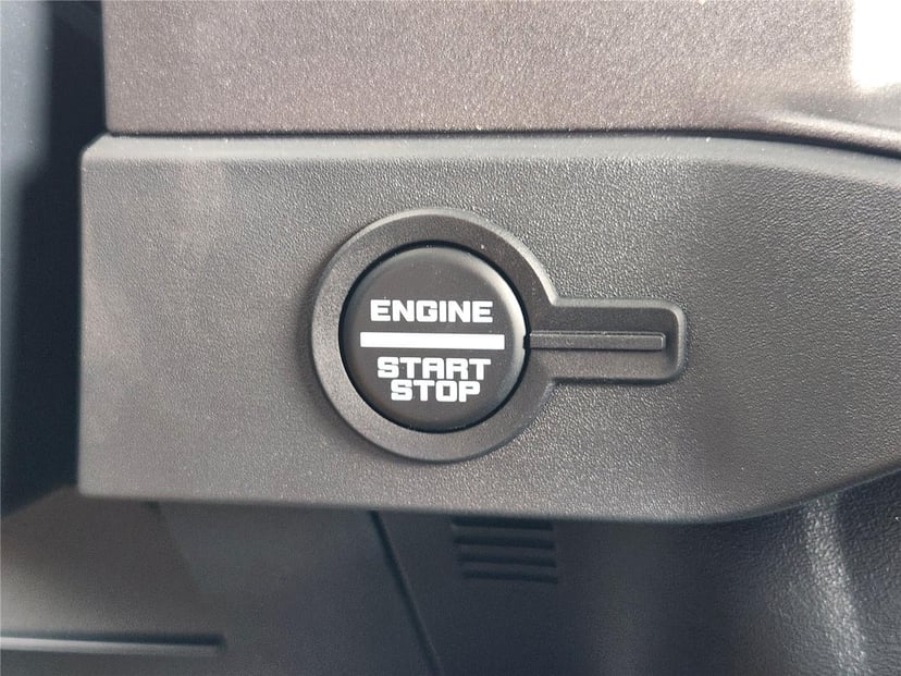 2026 Ford Bronco - Image 15