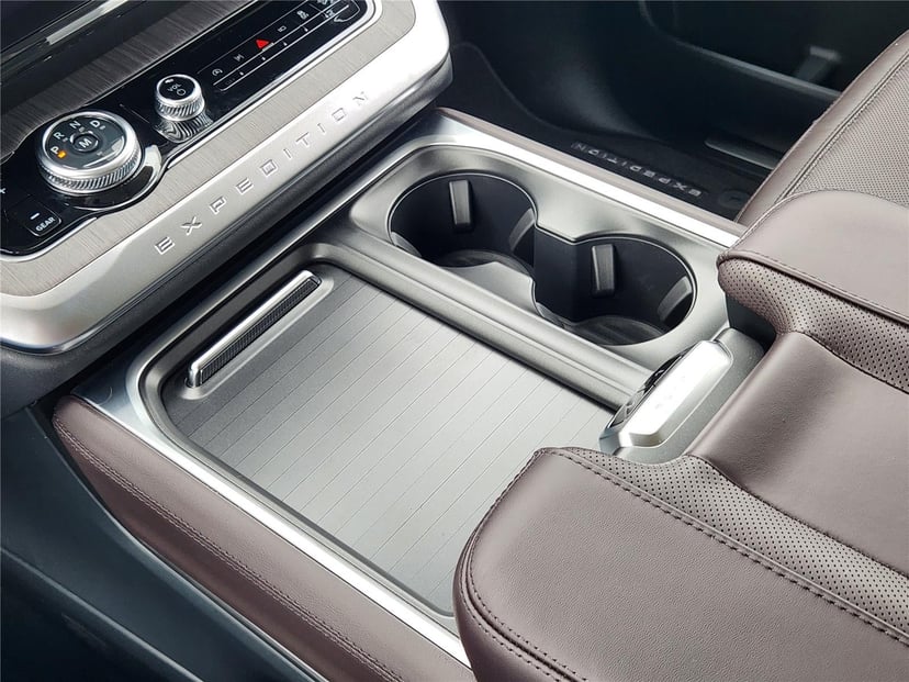 2025 Ford Expedition Max - Image 14