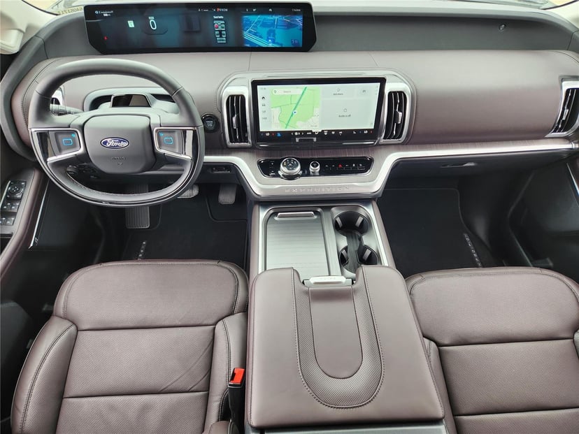 2025 Ford Expedition Max - Image 17