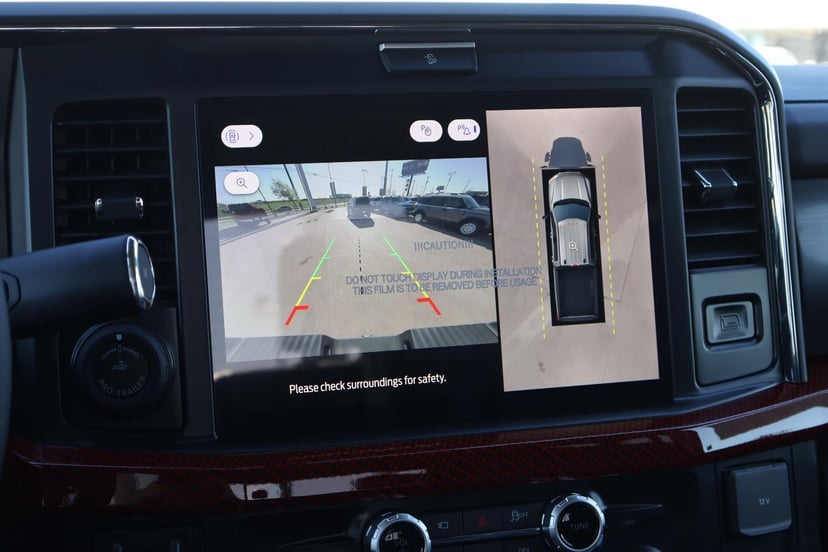 2025 Ford Super Duty F-250 - Image 34