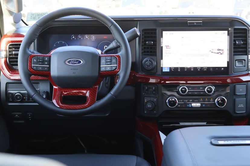2025 Ford Super Duty F-250 - Image 42