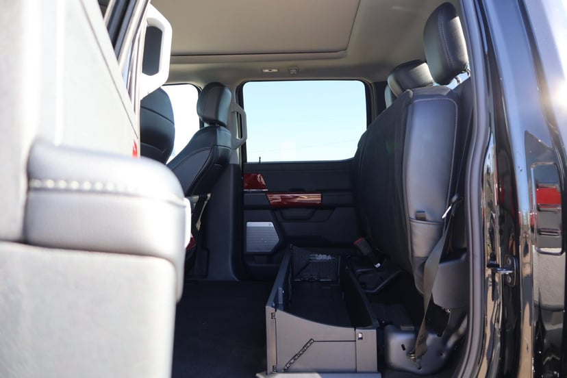 2025 Ford Super Duty F-250 - Image 49