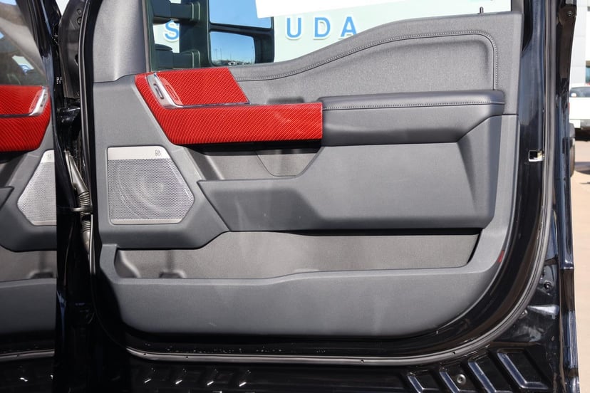 2025 Ford Super Duty F-250 - Image 58