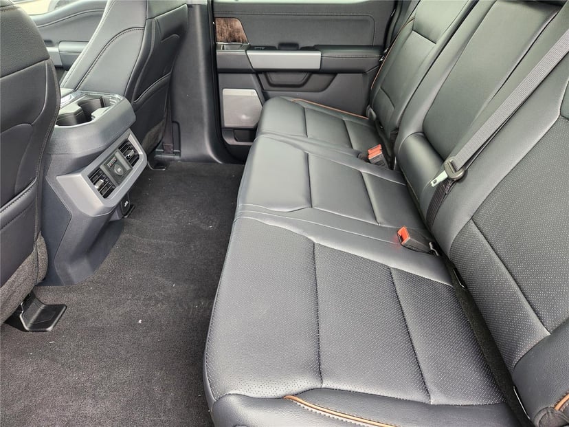 2026 Ford Super Duty F-250 - Image 19