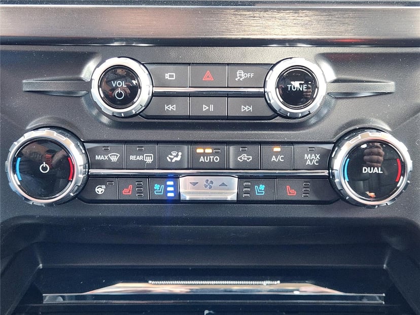 2026 Ford Super Duty F-250 - Image 12