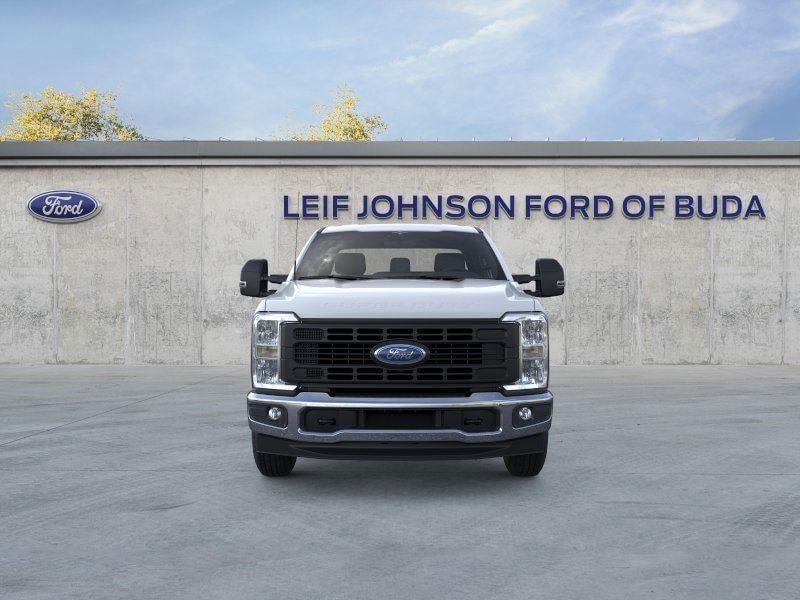 2026 Ford Super Duty F-350 - Image 5