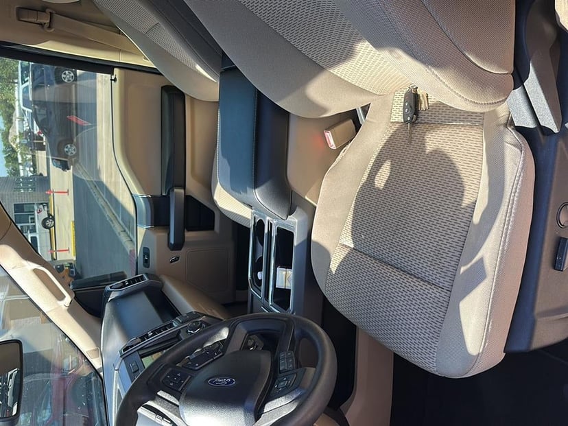 2020 Ford F-150 - Image 12