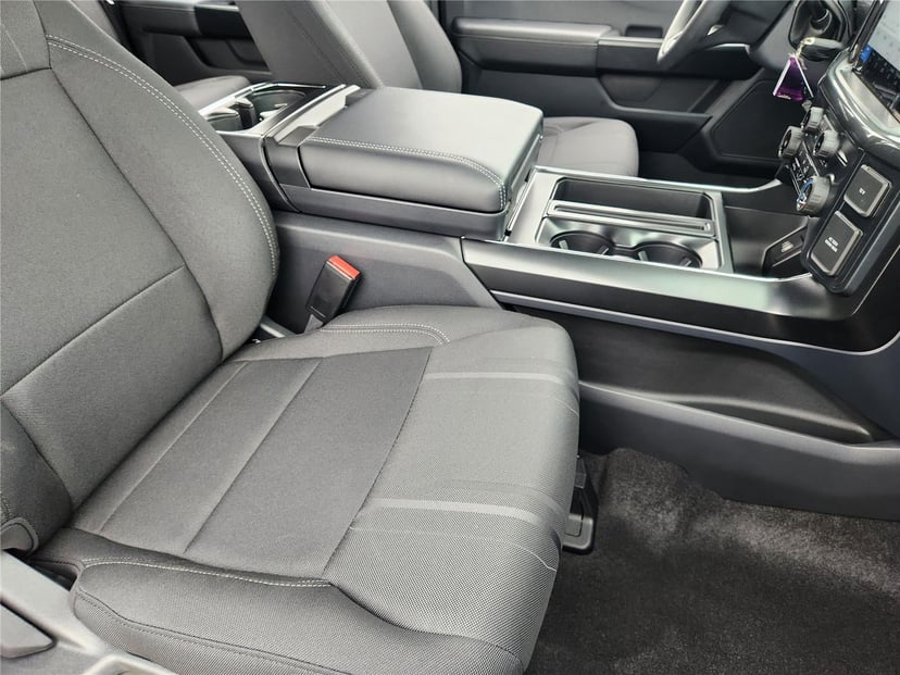 2026 Ford F-150 - Image 9