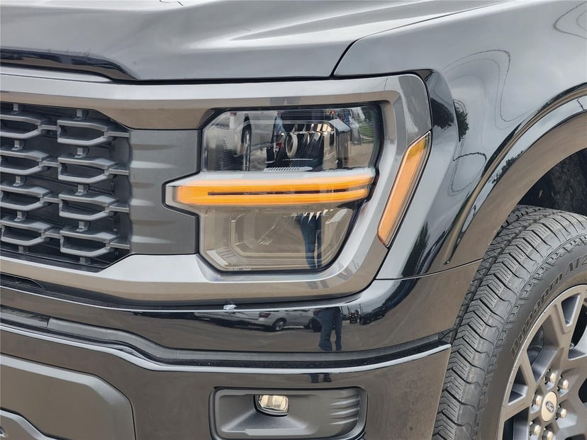 2026 Ford F-150 - Image 4