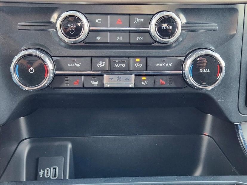 2026 Ford F-150 - Image 14