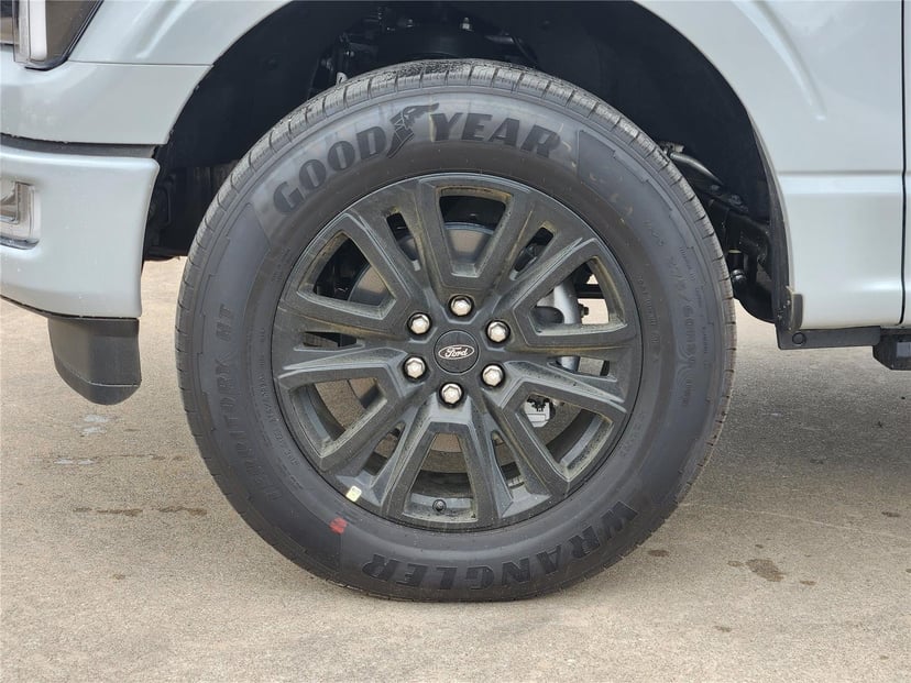 2026 Ford F-150 - Image 6