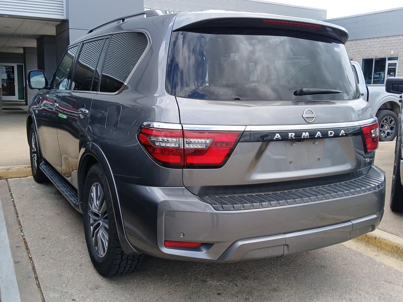 2021 Nissan Armada - Image 11