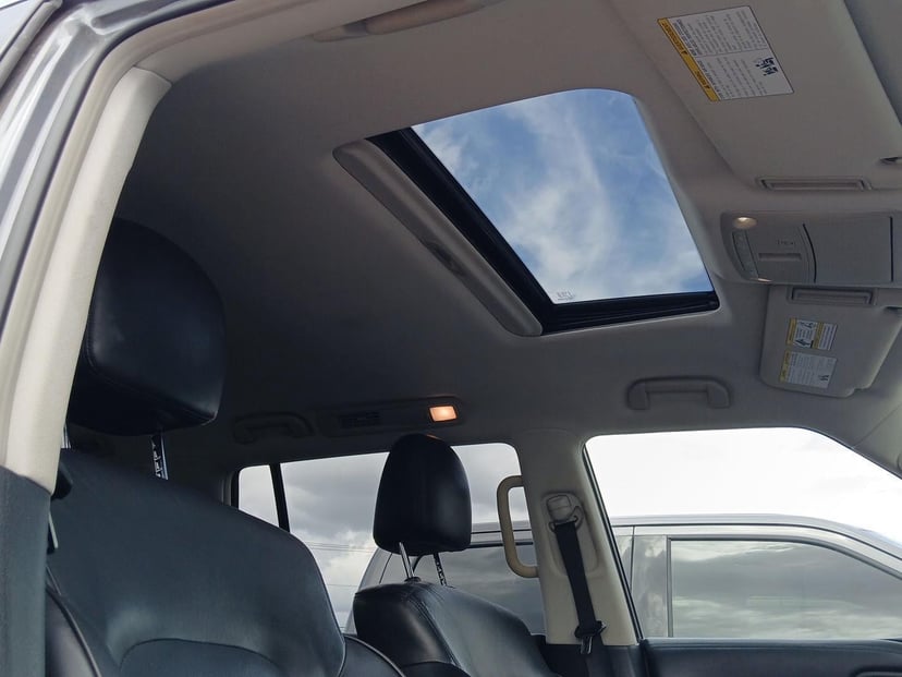 2021 Nissan Armada - Image 17