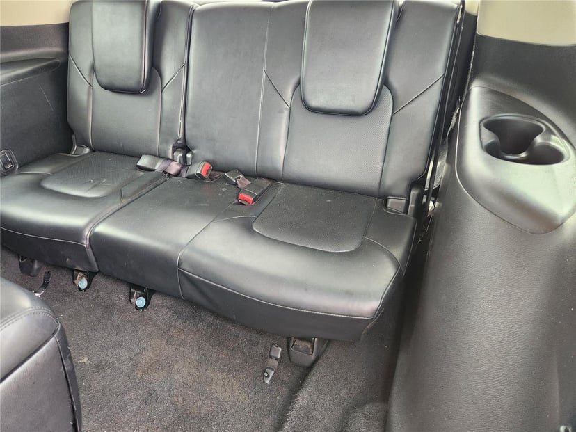 2021 Nissan Armada - Image 25