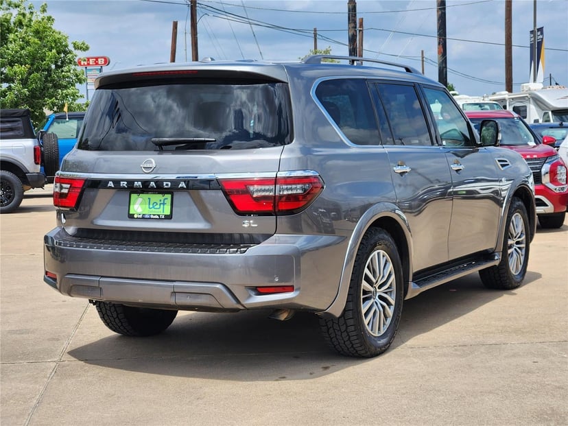 2021 Nissan Armada - Image 4