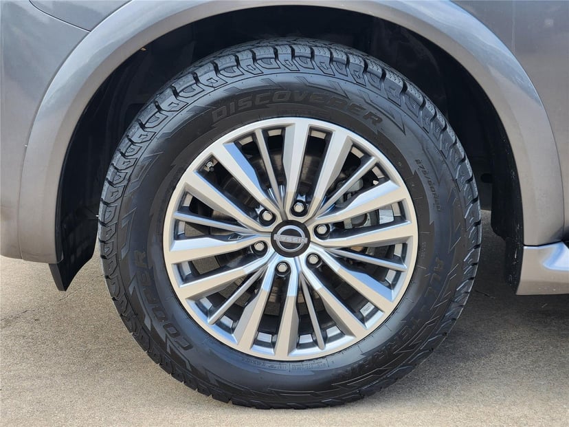 2021 Nissan Armada - Image 7