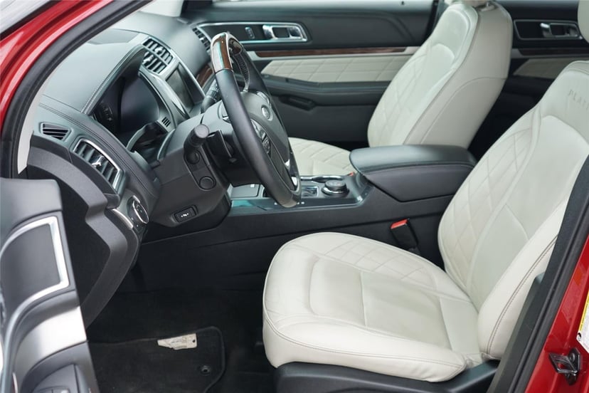 2016 Ford Explorer - Image 10