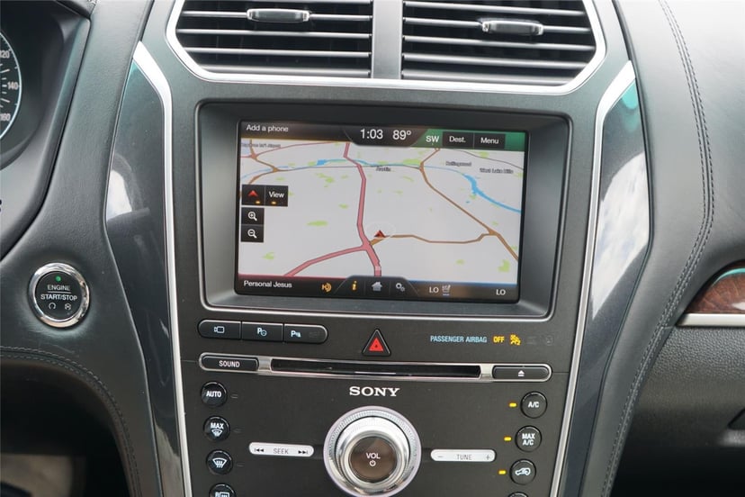 2016 Ford Explorer - Image 13