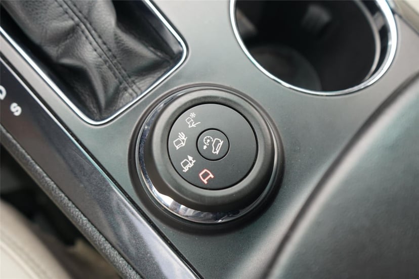 2016 Ford Explorer - Image 15