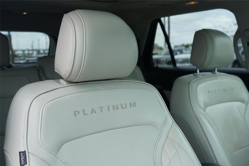 2016 Ford Explorer - Image 31