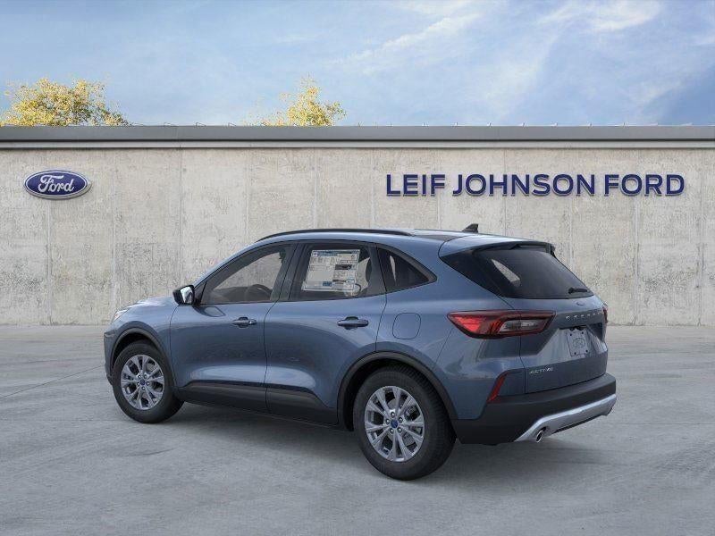 2026 Ford Escape - Image 4