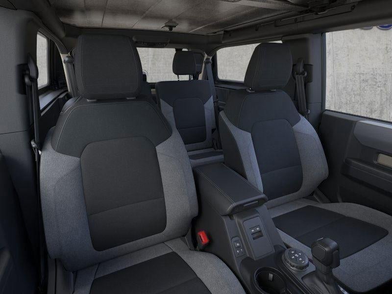 2025 Ford Bronco - Image 10