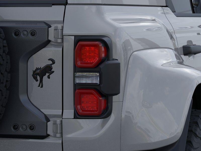 2026 Ford Bronco - Image 23